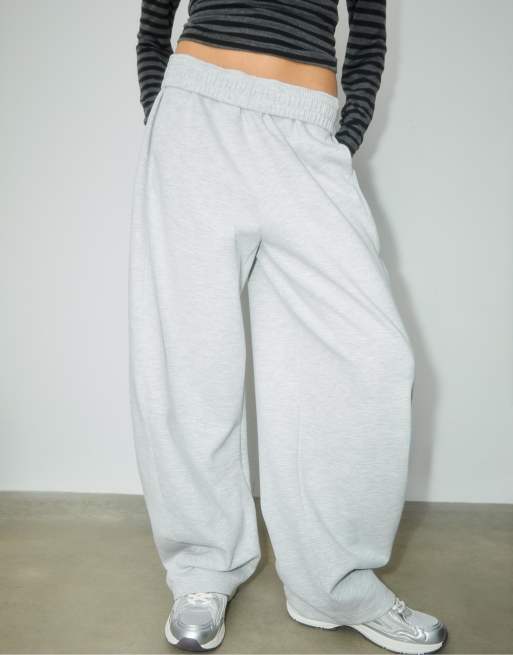 Stradivarius plush barrel trousers in grey melange, 3 of 5