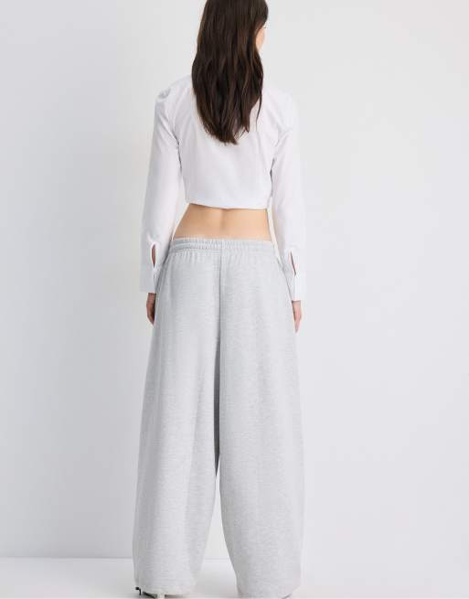 Stradivarius Plush jogger trousers with stoppers in grey melange, 3 of 5