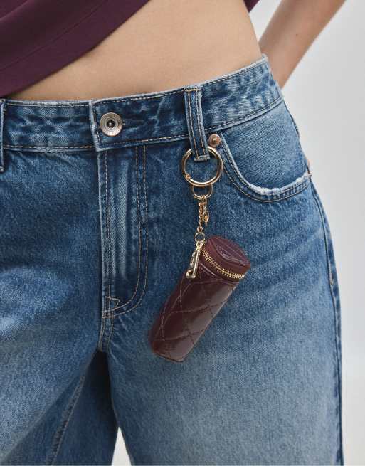 Stradivarius pochette trapuntata con charm bordeaux, 2 di 4