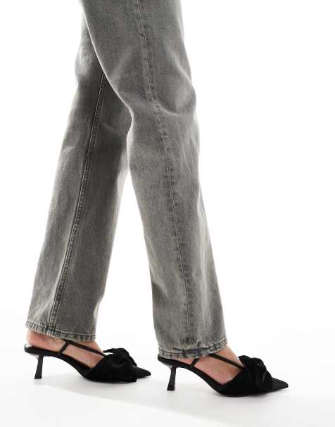 Stradivarius pointed heel with bow in black - view 1