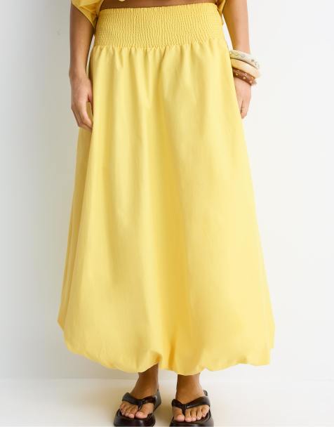 Stradivarius Poplin balloon long skirt in gold - view 1