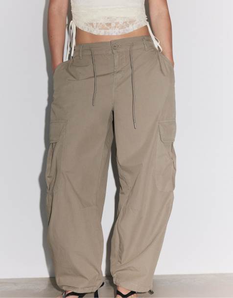 Stradivarius Poplin cargo trousers in khaki - view 1