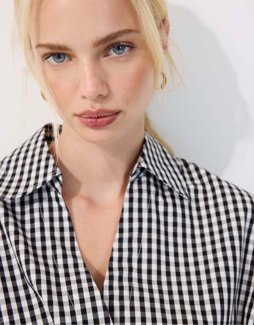 Stradivarius Poplin shirt with kimono sleeves and pleats in ecru, 2 of 4
