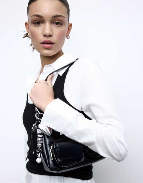 Stradivarius - Portachiavi grigio con charm a forma di cuore in perline - view 1