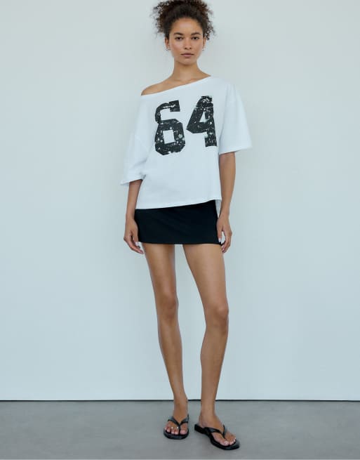 Stradivarius Positional print t-shirt in ecru, 2 of 4