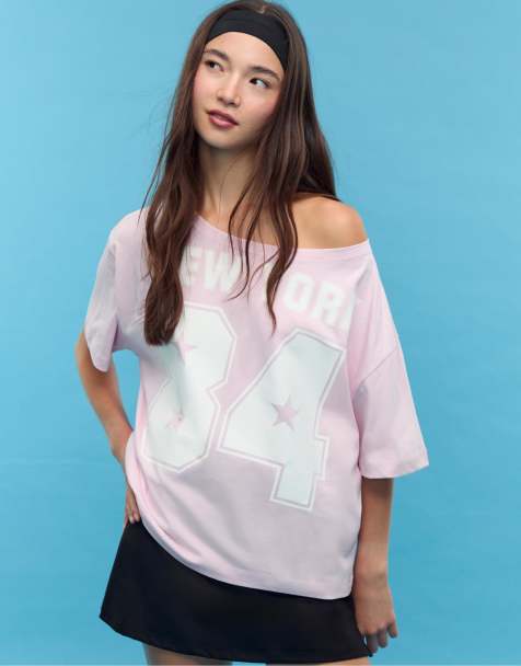 Stradivarius Printed boat neck t-shirt in pastel pink - view 1