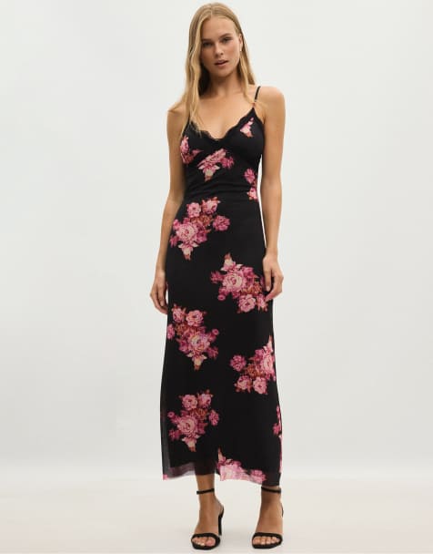 Stradivarius Printed tulle midi dress with lace trim in black - view 1