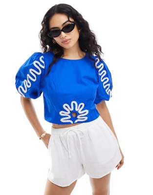 Stradivarius Stradivarius puff sleeve top with embroidery detail in blue