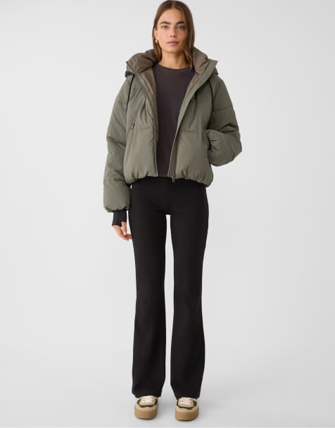 Stradivarius Puffer jacket with hood in khaki - view 1