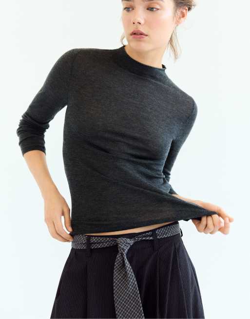 Stradivarius pull basique en laine et soie à col cheminée gris foncé, 2 de 7