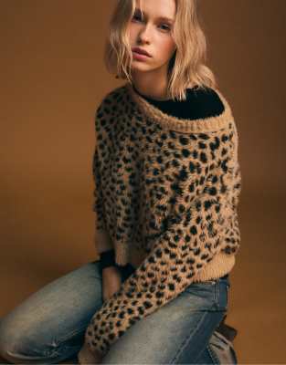 Stradivarius - Pull en maille effet fausse fourrure - Beige-Neutre