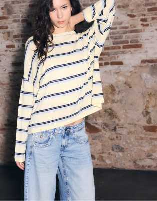 Stradivarius - Pull rayé en maille fine - Jaune pastel