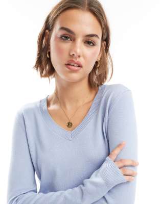 Stradivarius - Pullover in Blau mit V-Ausschnitt