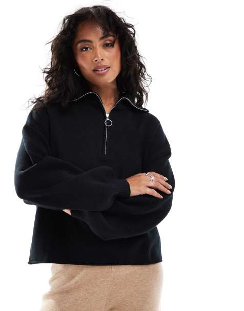 Stradivarius – Pullover in Schwarz mit kurzem Reißverschluss - view 1