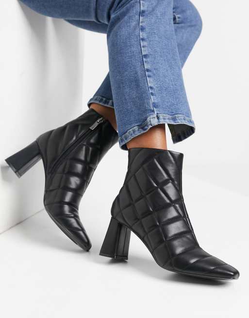 stradivarius mid heel boots in black