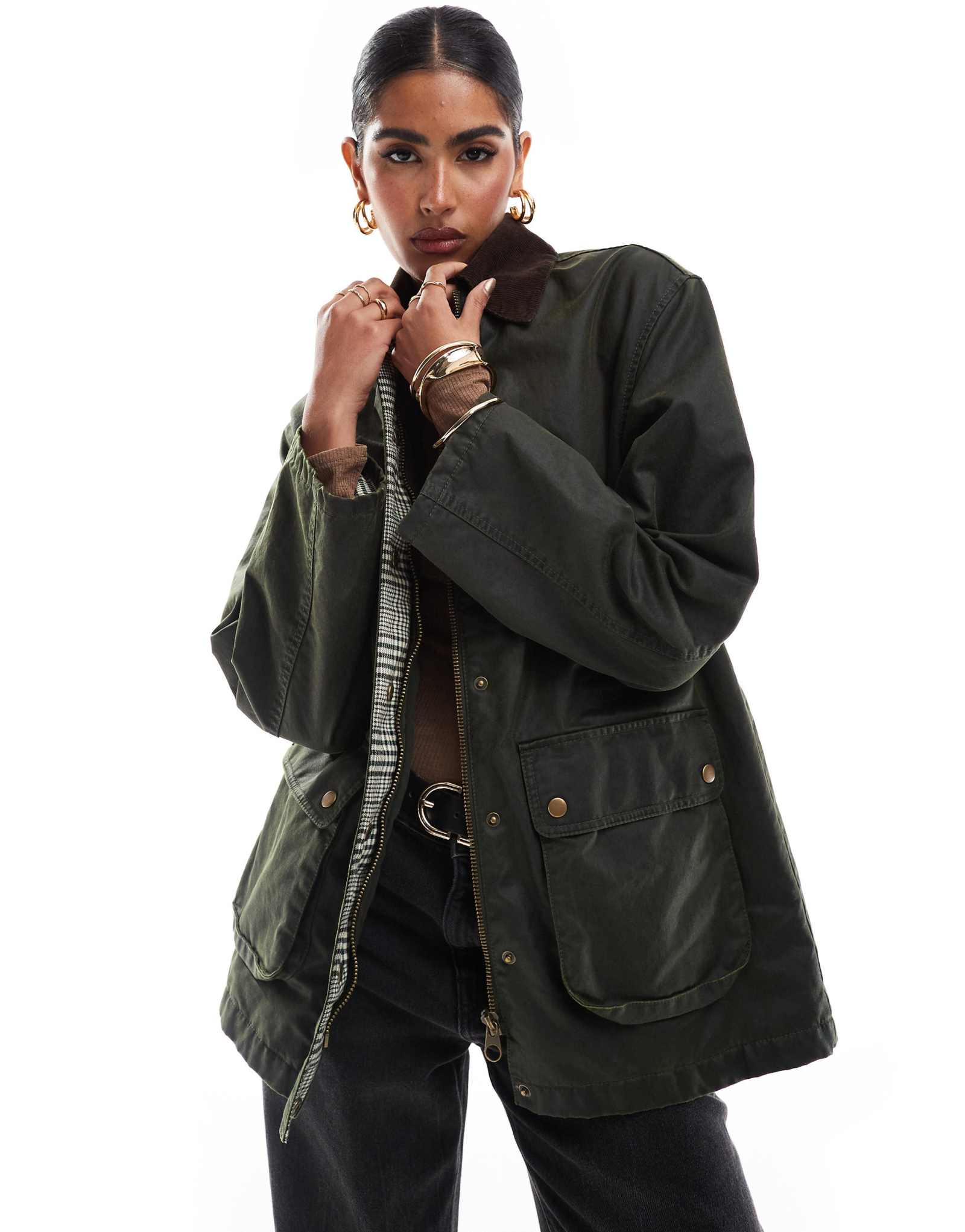 Стеганая амбарная куртка Stradivarius цвета хаки