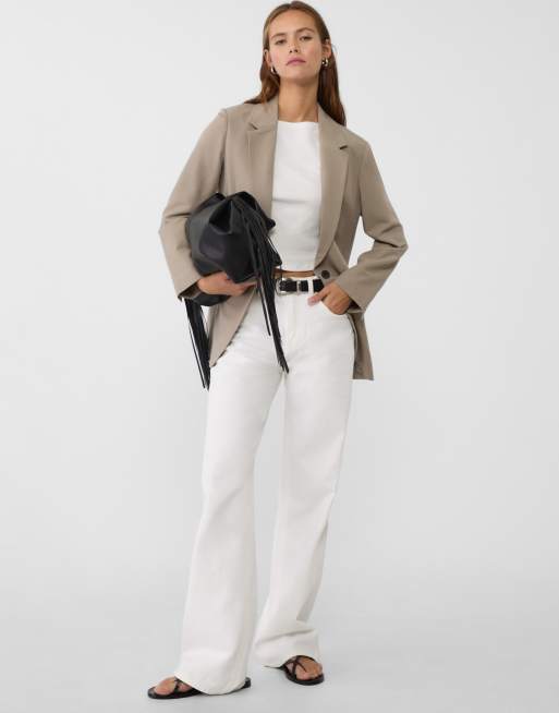 Stradivarius Regular fit blazer in brown, 2 of 4
