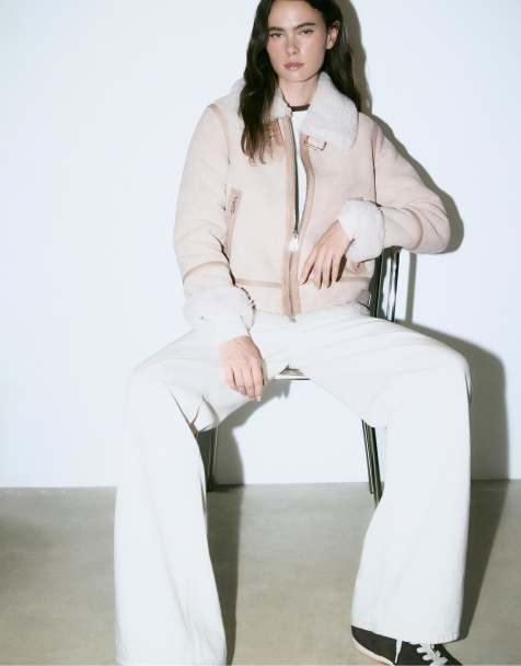 Stradivarius Regular-fit faux shearling lined jacket in ecru - view 1