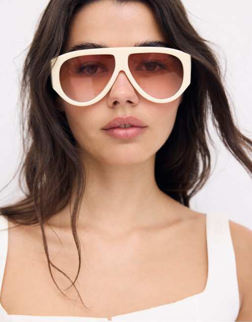 Stradivarius Resin sunglasses in ecru, 2 of 4