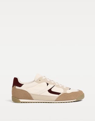  Retro trainers in beige in combined