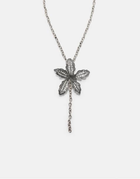 Stradivarius Rhinestone flower necklace in grey - view 1