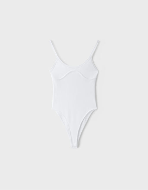Stradivarius ribbad body med korsett-detalj i naturvit, 5 av 6