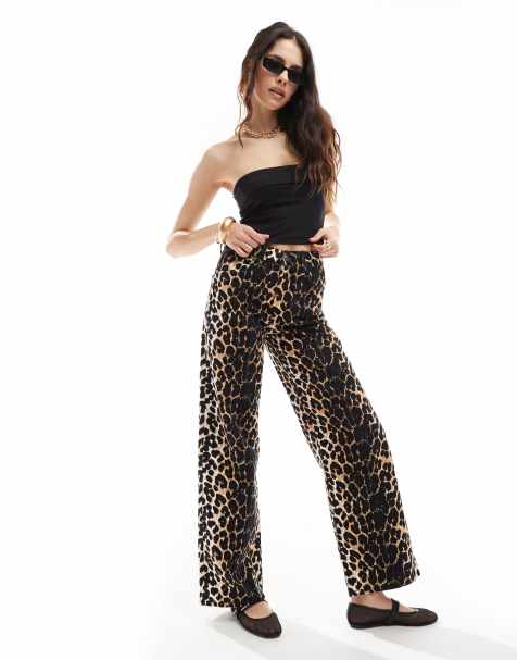 Stradivarius ribbed fold over bandeau top in black - view 1