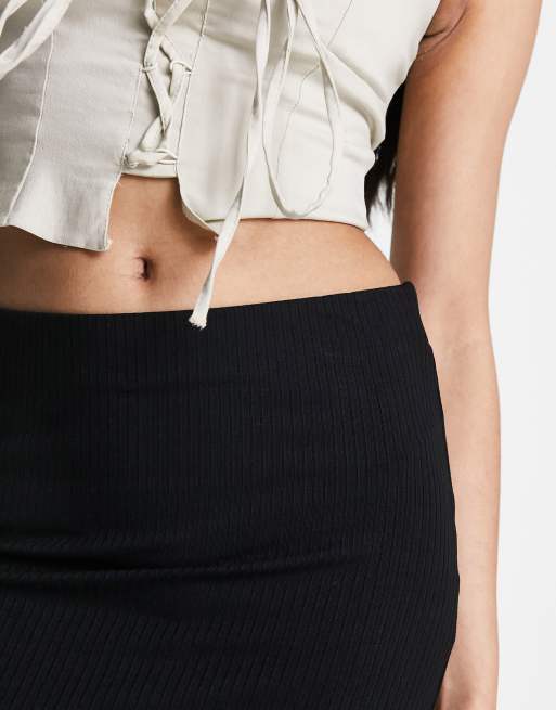 Long black outlet skirt forever 21