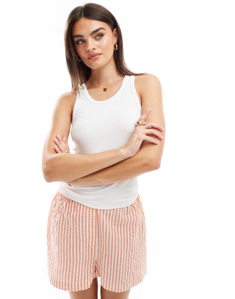 Stradivarius ribbed racer tank top in white - view 1