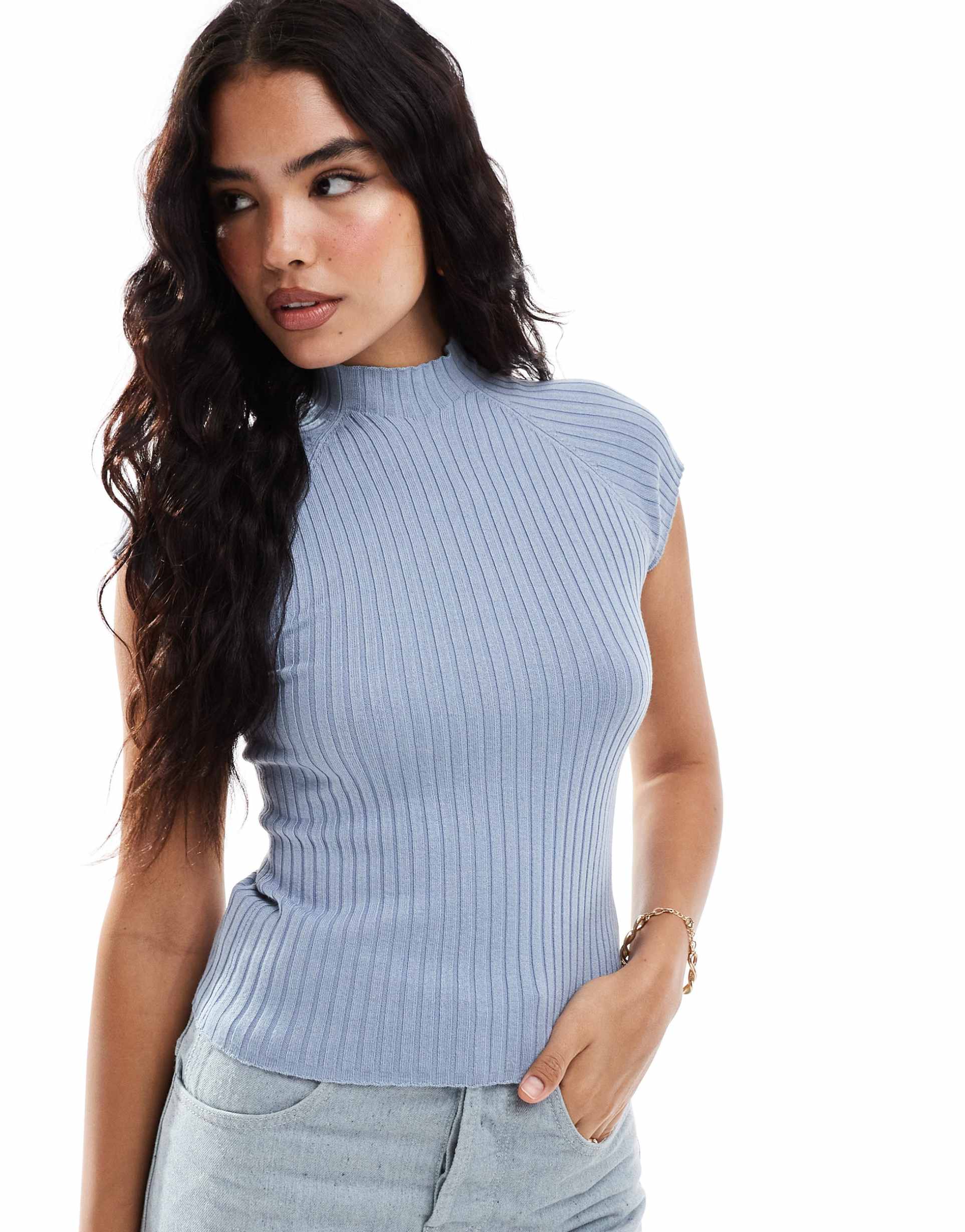 stradivarius ribbed short sleeve top in light blue