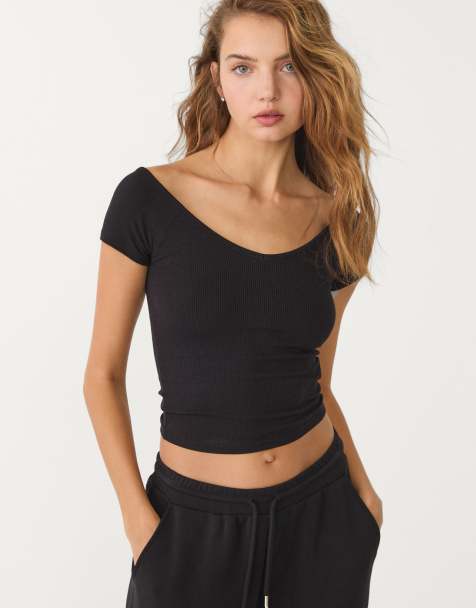 Stradivarius ribbed v neck t-shirt in black - view 1