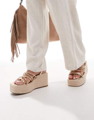 Stradivarius - Riemchensandalen in Gold mit Keilabsatz-Goldfarben