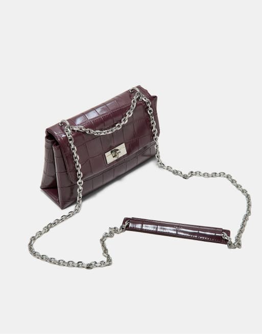 Stradivarius Rigid coconut effect crossbody bag in burgundy, 4 of 4