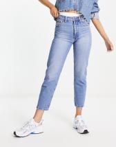 Stradivarius cotton mom fit vintage jeans in light wash - MBLUE