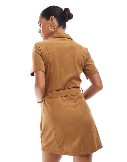 Stradivarius Robe chemise droite imitation daim nouée à la