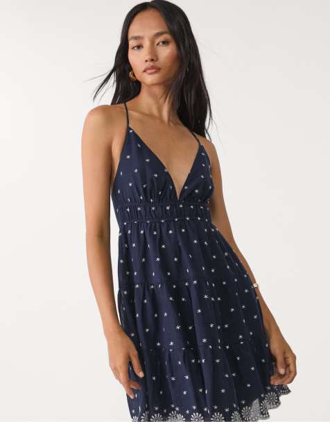 Stradivarius - Robe courte à broderies - Bleu marine - view 1