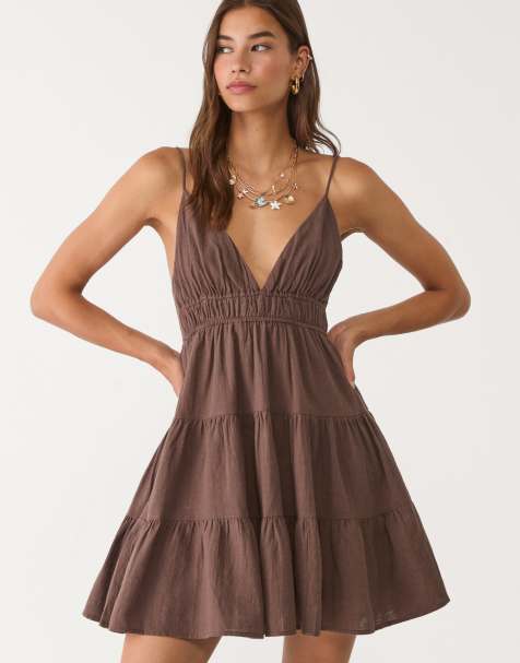 Stradivarius - Robe courte avec liens dans le dos - Marron - view 1