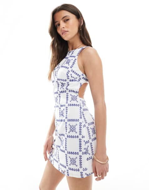 Stradivarius - Robe courte avec motif mosaïque brodé - Bleu - view 1