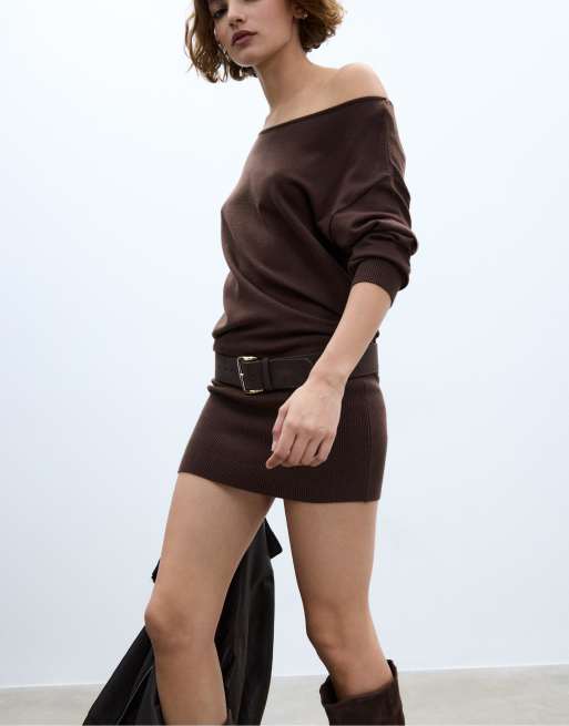 Stradivarius - Robe courte en maille avec encolure bateau - Marron, 2 de 4