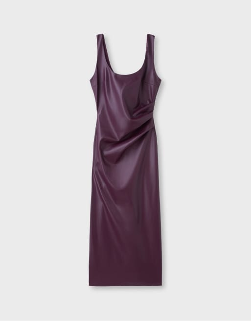 Stradivarius robe mi-longue effet cuir violette, 6 de 7