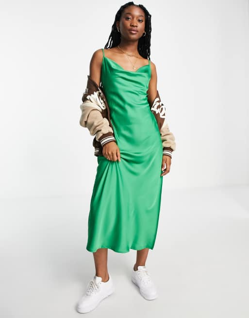 Robe longue verte stradivarius new arrivals