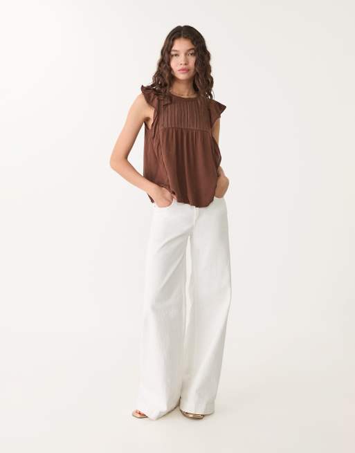 Stradivarius ruffled blouse in brown, 2 of 4