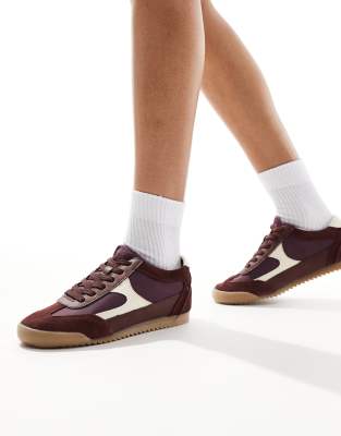 Stradivarius Running Sneakers In Burgundy-red