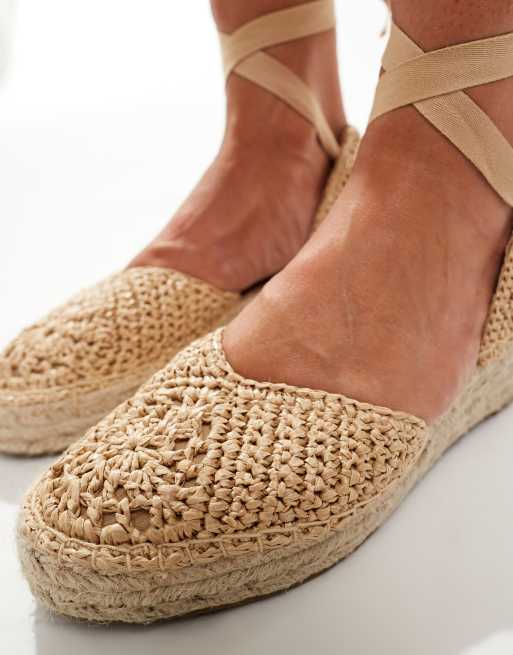 Stradivarius rustic flat wedges in sand, 4 of 4