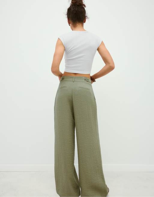Stradivarius – Rustic – Hose in Khaki mit weitem Bein und verstellbaren Knöpfen, 3 von 4