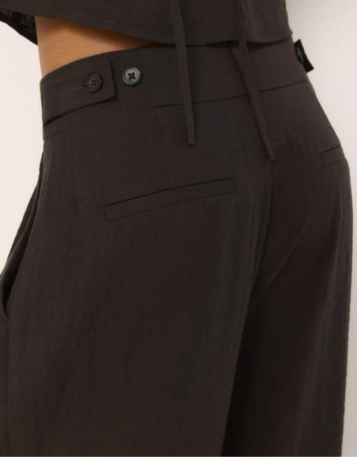 Stradivarius Rustic wide-leg trousers with adjustable buttons in brown, 4 of 4