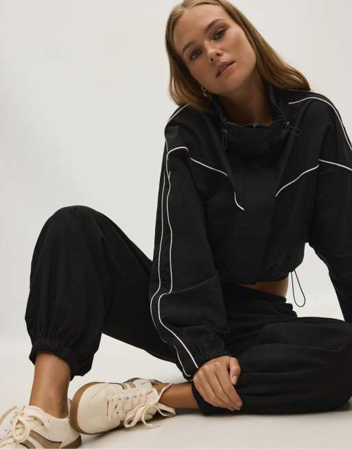 Stradivarius S011 basic retro trainers in ecru, 2 of 7