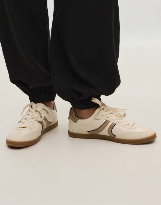 Stradivarius S011 basic retro trainers in ecru, 3 of 7