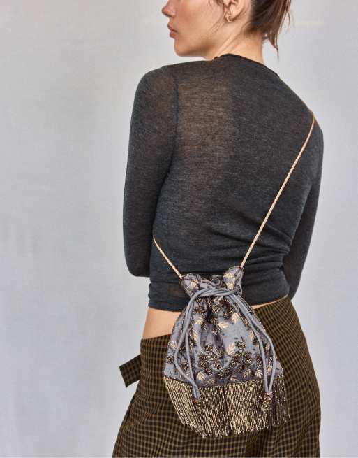 Stradivarius sac bandoulière à franges perlé couleur pierre, 3 de 4