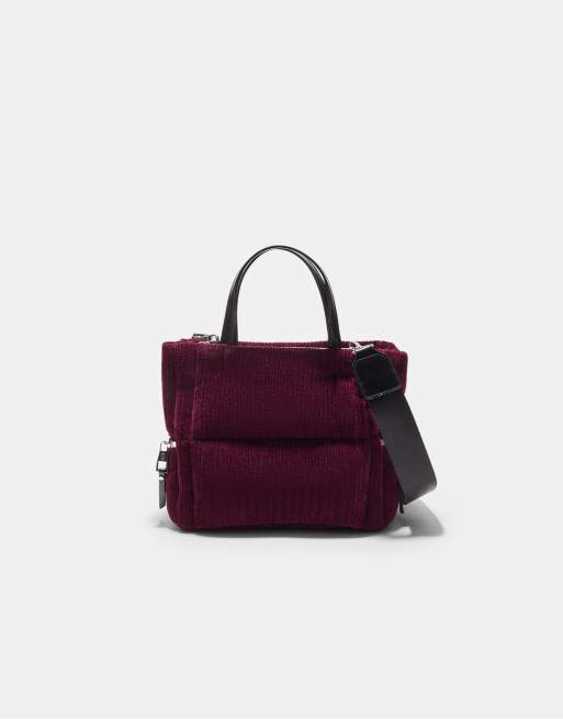Stradivarius - Sac bandoulière matelassé en velours côtelé - Bordeaux